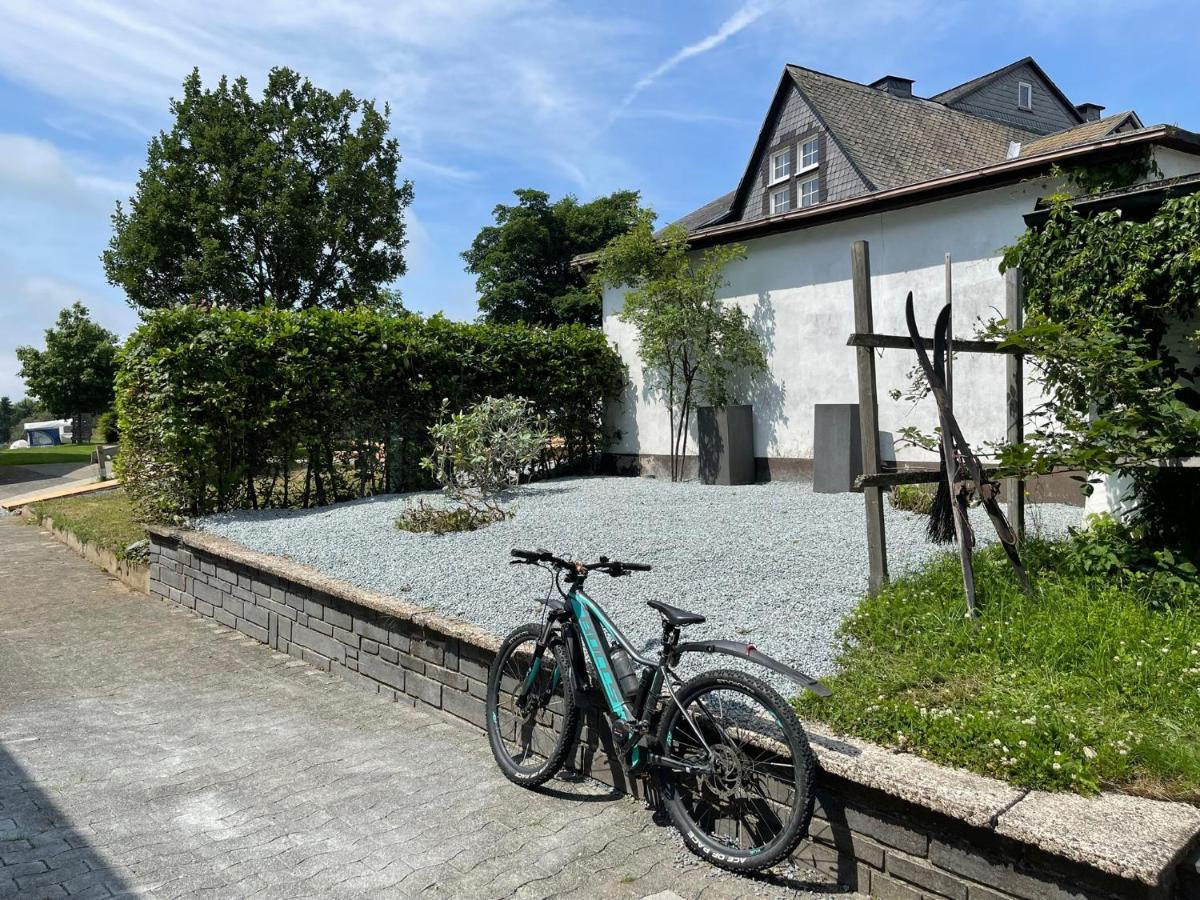 Neuastenbergerstrasse 4 Apartment